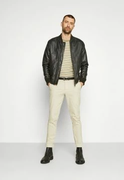 Grosses soldes 👍 Selected Homme SLHICONIC - Veste En Cuir - Black 🥰 13 Grosses soldes 👍 Selected Homme SLHICONIC - Veste En Cuir - Black 🥰 -Selected Homme Soldes Boutique cd96422011a149eea1ab65a73eab3cc0