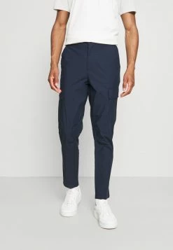 Top 10 🥰 Selected Homme SLHSLIMTAPERED JEROME PANTS - Pantalon Cargo - Dark Sapphire 😉