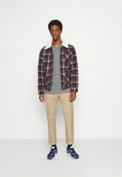 Selected Homme Soldes Boutique -Selected Homme Soldes Boutique e8d82b1d69c54791a9ca37da29892ef5