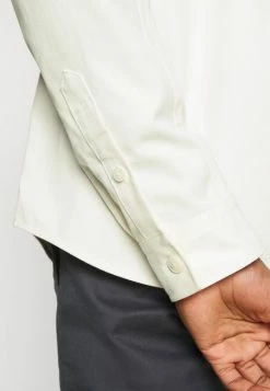 Les meilleures critiques de 😍 Selected Homme SLHLOOSETIVAN - Chemise Classique - Egret 🤩 -Selected Homme Soldes Boutique ed2b5b4b0b324538b66ab95c415e7fdc