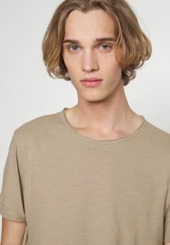 Bon marché 💯 Selected Homme SLHMORGAN O NECK TEE - T-shirt Basique - Chinchilla 🎁 -Selected Homme Soldes Boutique ed4a8302dd5f4e4f97506863c79ded66