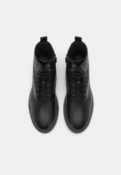 Le moins cher 🤩 Selected Homme SLHTIM LACE-UP BOOT - Bottines à Lacets - Black 🎉 -Selected Homme Soldes Boutique ed6db41fb5844ded84eac857b9f60355