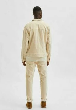 Acheter ⌛ Selected Homme Veste Légère - Egret ❤️ 7 Acheter ⌛ Selected Homme Veste Légère - Egret ❤️ -Selected Homme Soldes Boutique f4109f393d814001822c8c7f233b2488