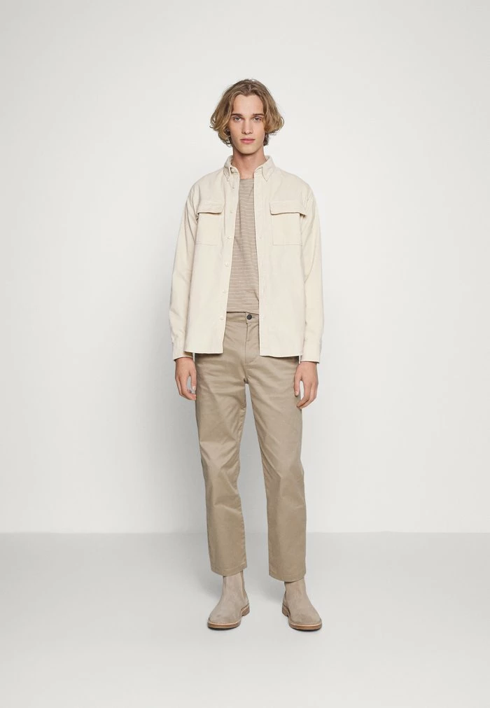 Budget ⭐ Selected Homme SLHREGASGAR - Chemise - Oatmeal 👏 2 Budget ⭐ Selected Homme SLHREGASGAR - Chemise - Oatmeal 👏 – Image 2