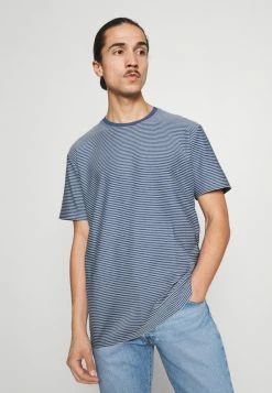 Meilleure affaire 👍 Selected Homme SLHRELAXTRISTAN STRIPE O NECK - T-shirt Imprimé - Federal Blue/egret 🎉