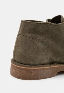 Tout neuf 😍 Selected Homme SLHRIGA DESERT BOOT - Bottines à Lacets - Grape Leaf ⭐ -Selected Homme Soldes Boutique f5db040685a74cad8e4e836260baed5d