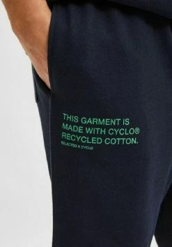 Top 10 ✨ Selected Homme SLHLOOSEAAREN - Short - Navy Blazer 🤩 -Selected Homme Soldes Boutique f60797c2b74c4ddbbf60583c2ba023ac