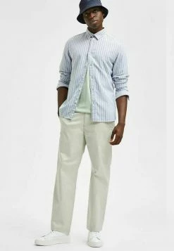 Les meilleures critiques de ❤️ Selected Homme SLHLOOSE FLEX - Chino - Moonstruck 😉 -Selected Homme Soldes Boutique f9f8e8b867f948a69cf03c8072251f90
