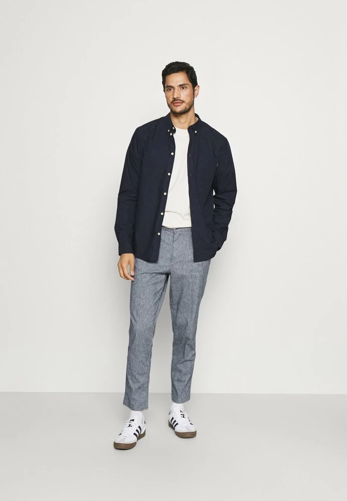 Meilleur prix 🔥 Selected Homme SLHSLIMTAPERED ISAC PANTS - Pantalon Classique - Navy Blazer 🛒 2 Meilleur prix 🔥 Selected Homme SLHSLIMTAPERED ISAC PANTS - Pantalon Classique - Navy Blazer 🛒 – Image 2